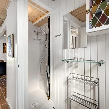Iines - 200m From The Sea By Interhome * Harboor